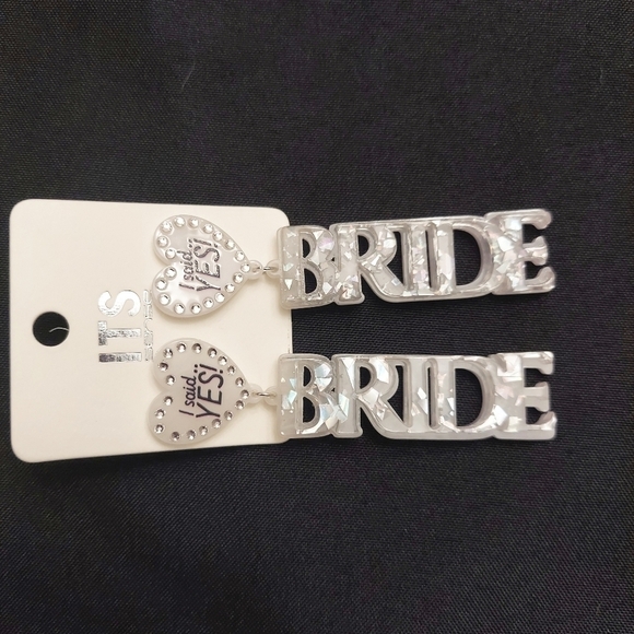 BRIDE Marbled Acrylic Dangle Earrings - Picture 1 of 5